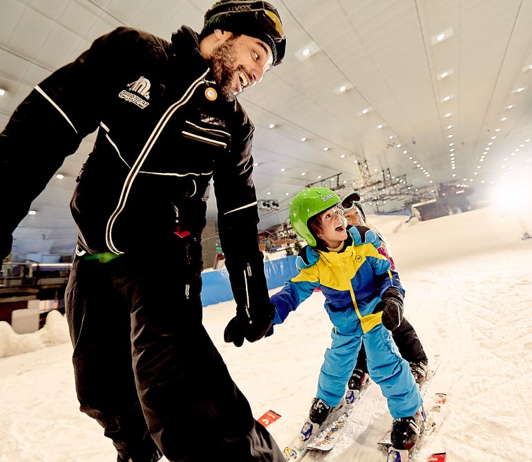  SKI DUBAI AND SNOW PARK One of the most popular activ