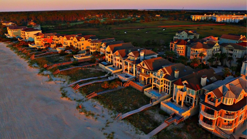 THE BEST TIME TO GO ON A DOLPHIN CRUISE AT HILTON HEAD ISLAND