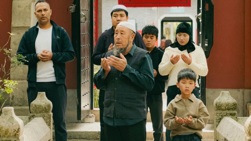 10 ENCOURAGING WAYS TO HELP KIDS SHOW RESPECT IN SACRED PLACES
